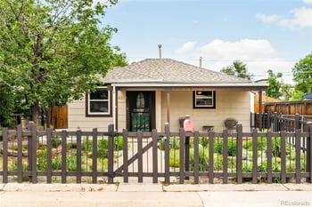 6935 55th Pl, Arvada, CO 80002