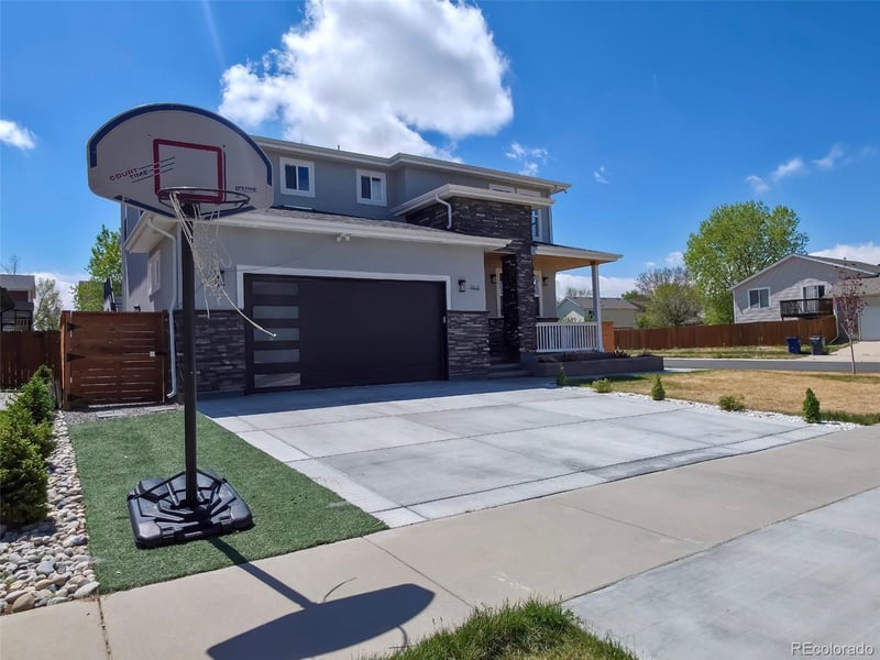 14606 26th Pl, Aurora, CO 80011