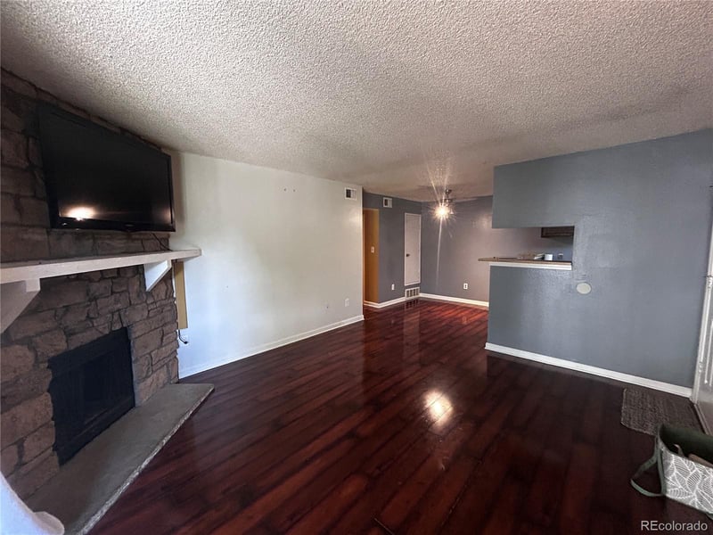 4400 Quebec #204, Denver, CO 80237