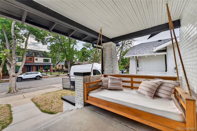 1528 Harrison St, Denver, CO 80206