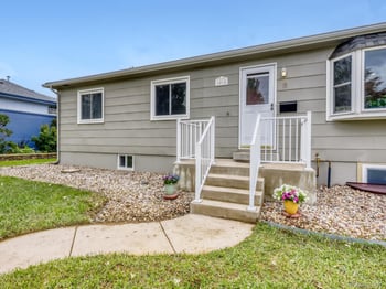 1015 Longview Ave, Littleton, CO 80120