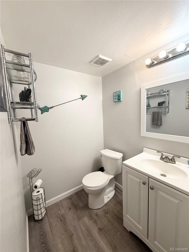 11636 Community Center Dr #29, Northglenn, CO 80233