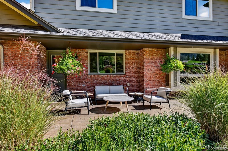 30 Tamarade Dr, Littleton, CO 80127