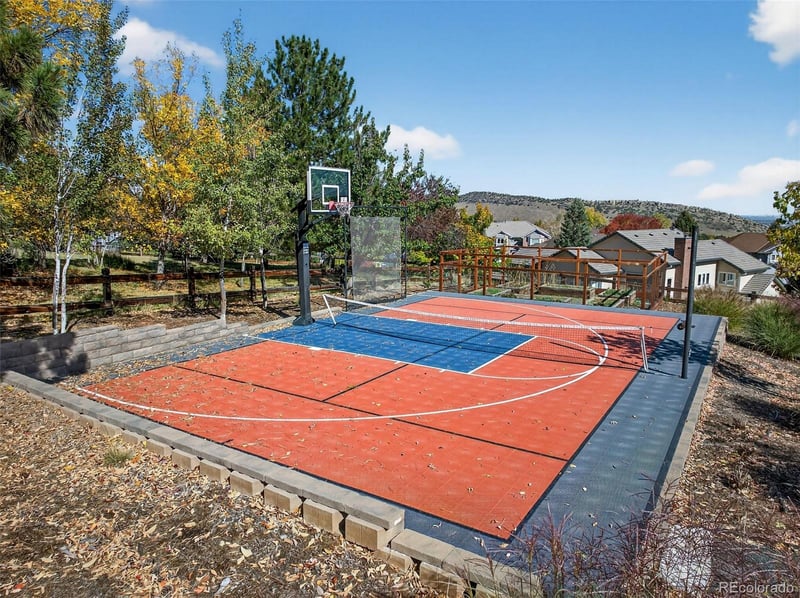 30 Tamarade Dr, Littleton, CO 80127