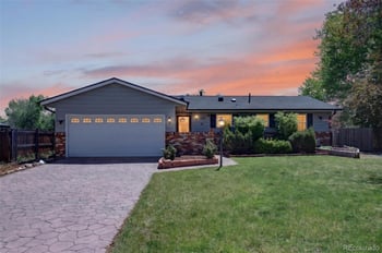 7488 Teller St, Littleton, CO 80128