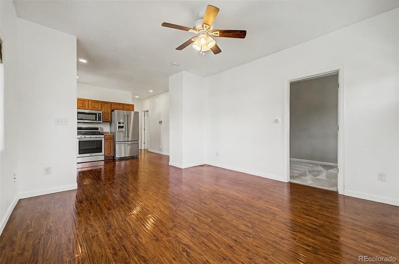 11801 17th Ave, Aurora, CO 80010