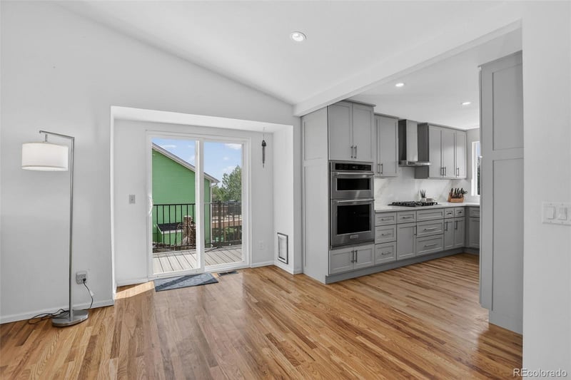 392 Eisenhower Dr, Louisville, CO 80027