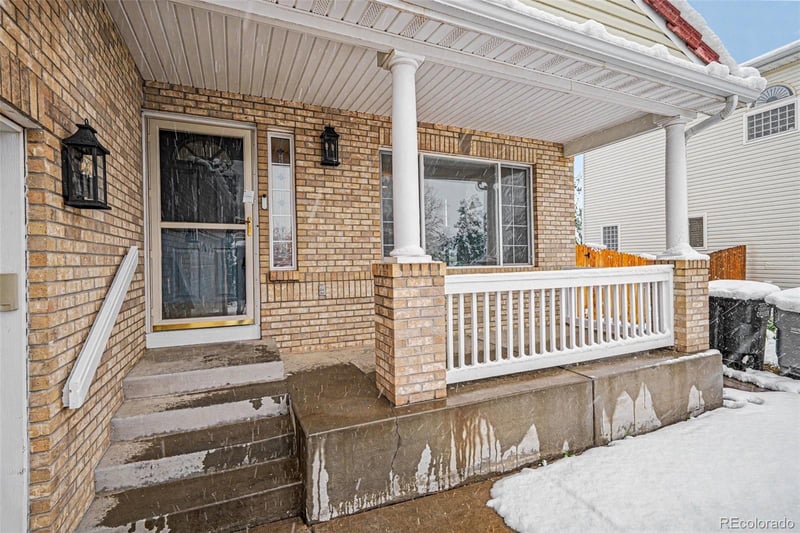 20734 E 49th Ave, Denver, CO 80249
