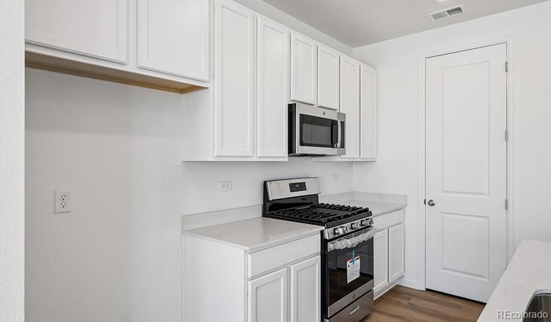 4153 Orangewood St, Johnstown, CO 80534