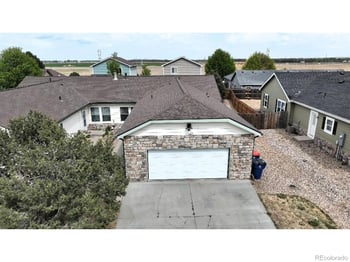 662 S Carriage Dr, Milliken, CO 80543