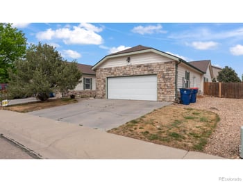 662 S Carriage Dr, Milliken, CO 80543