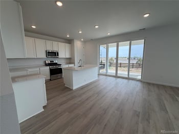 6413 Ankina Dr, Windsor, CO 80528