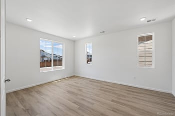6413 Ankina Dr, Windsor, CO 80528