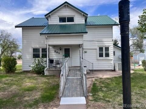 201 4th Ave, Otis, CO 80743
