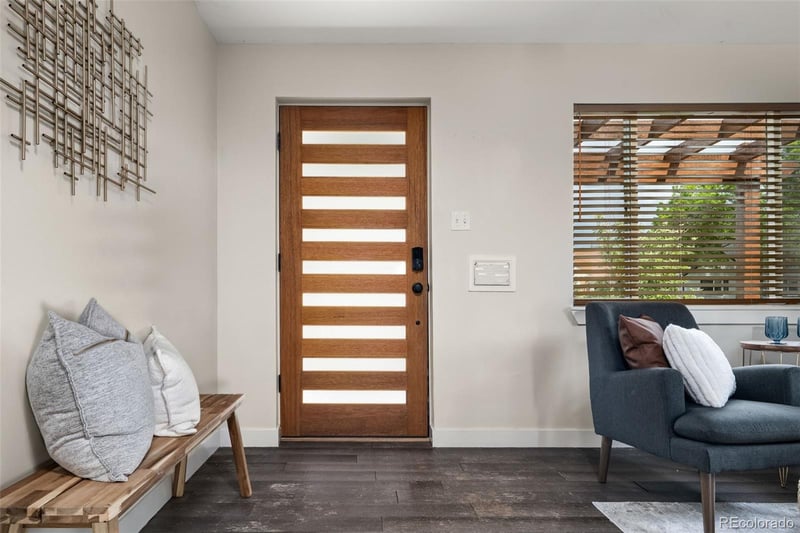 2801 Poplar St, Denver, CO 80207