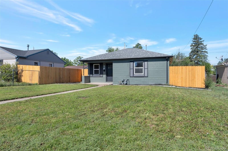 3715 Jackson St, Denver, CO 80205