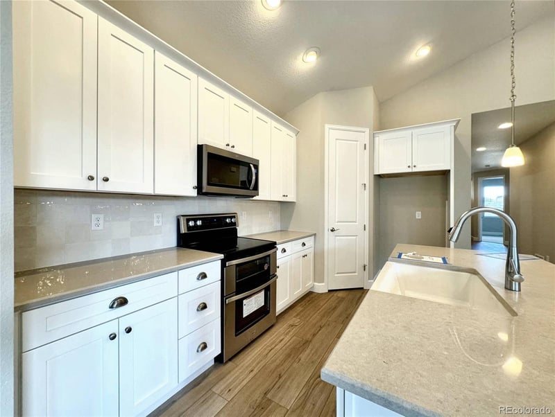 1975 Spencer Ave, Castle Rock, CO 80104