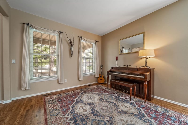 6340 Alamo Dr, Littleton, CO 80123