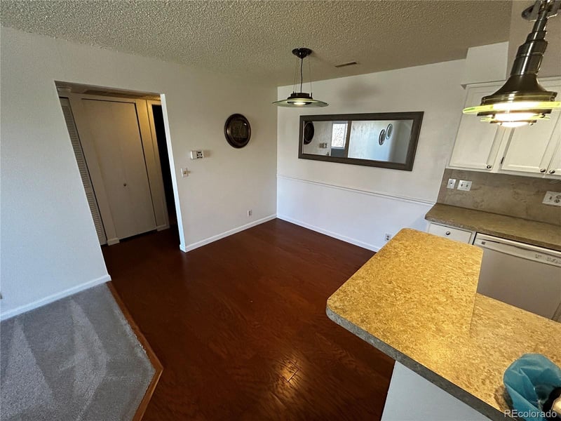 810 Tenderfoot Hill Rd #202, Colorado Springs, CO 80906