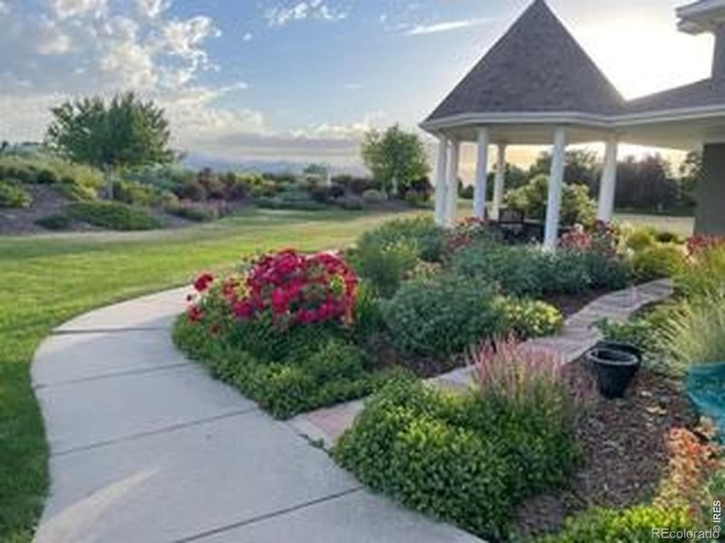 9055 Fieldcrest Ln, Longmont, CO 80503