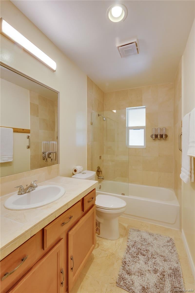 761 Troy St, Aurora, CO 80011