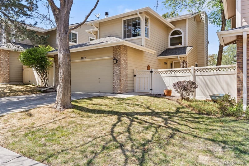 2077 Phillips Pl, Centennial, CO 80122