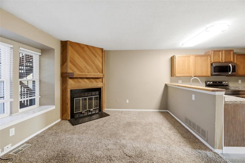 1100 Waco St #F, Aurora, CO 80017