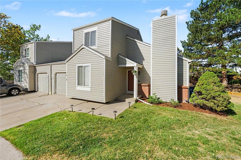 8975 89th Pl, Broomfield, CO 80021