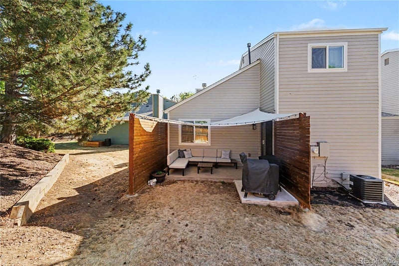 8975 89th Pl, Broomfield, CO 80021