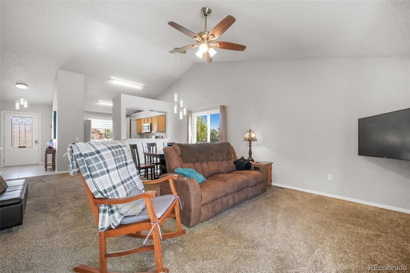 1643 Canoe Creek Dr, Colorado Springs, CO 80906