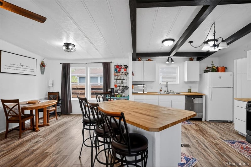 225 Grand St, La Veta, CO 81055
