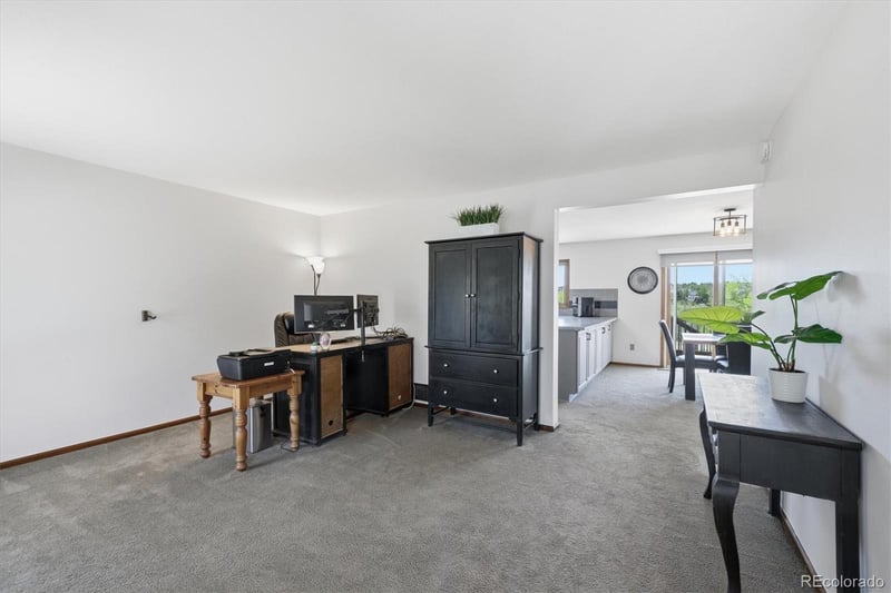 18962 Stanford Dr, Aurora, CO 80015