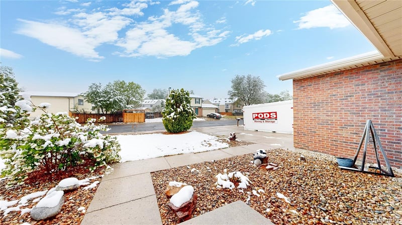 9374 Bellaire St, Thornton, CO 80229