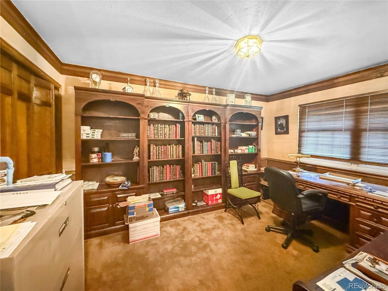 6104 Mineral Dr, Centennial, CO 80112