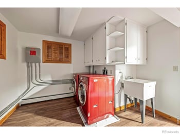 172 Tall Pine Ln, Boulder, CO 80302