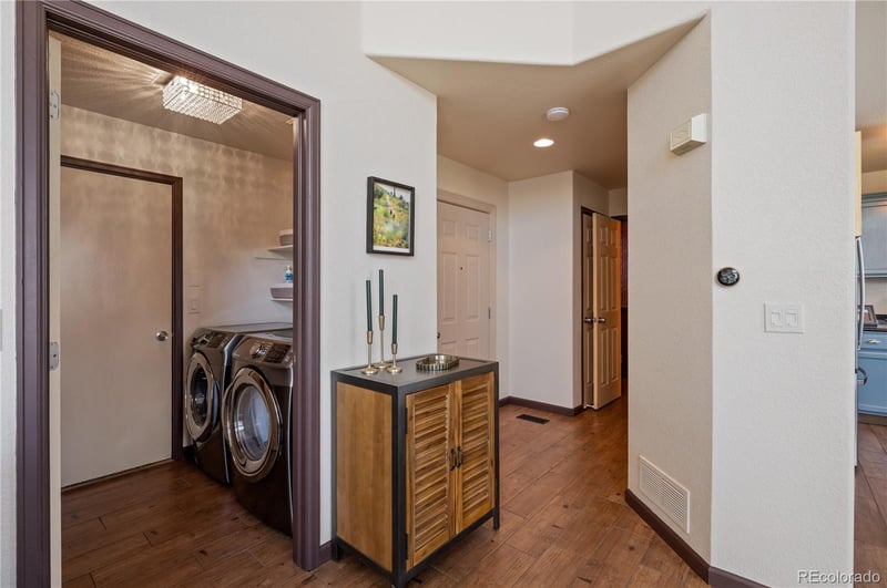 10204 Aldenbridge Ct, Highlands Ranch, CO 80126