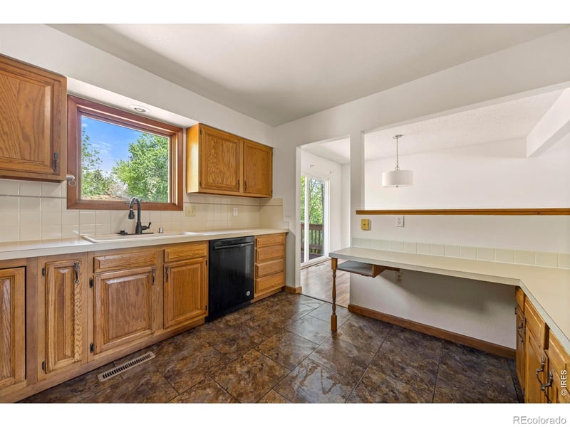 4941 9th St, Greeley, CO 80634