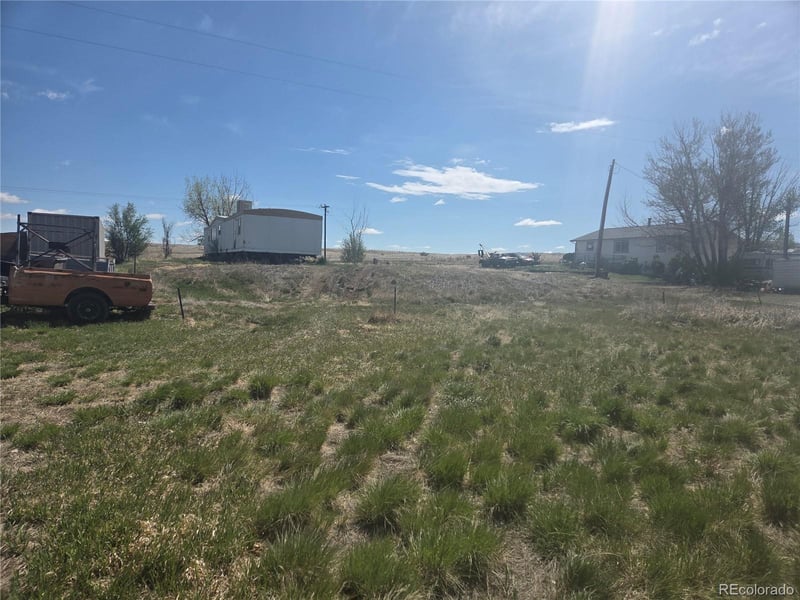 385 7th Ave, Deer Trail, CO 80105