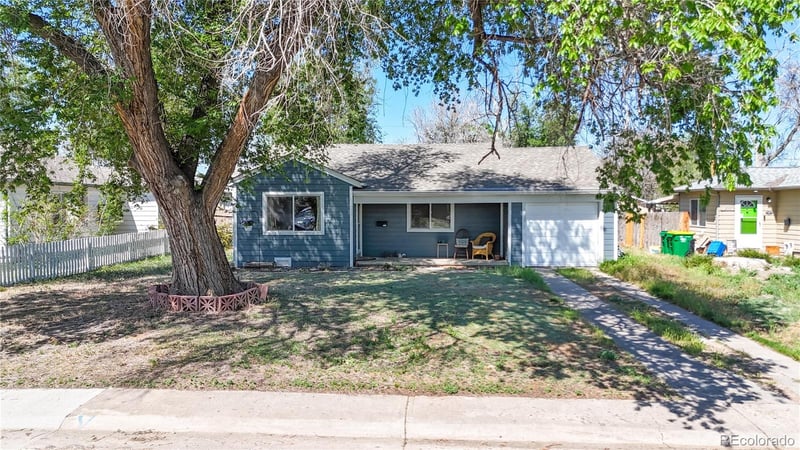 2331 Moline St, Aurora, CO 80010