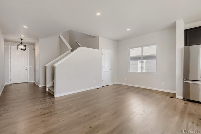 6562 Merrimack Dr, Castle Pines, CO 80108