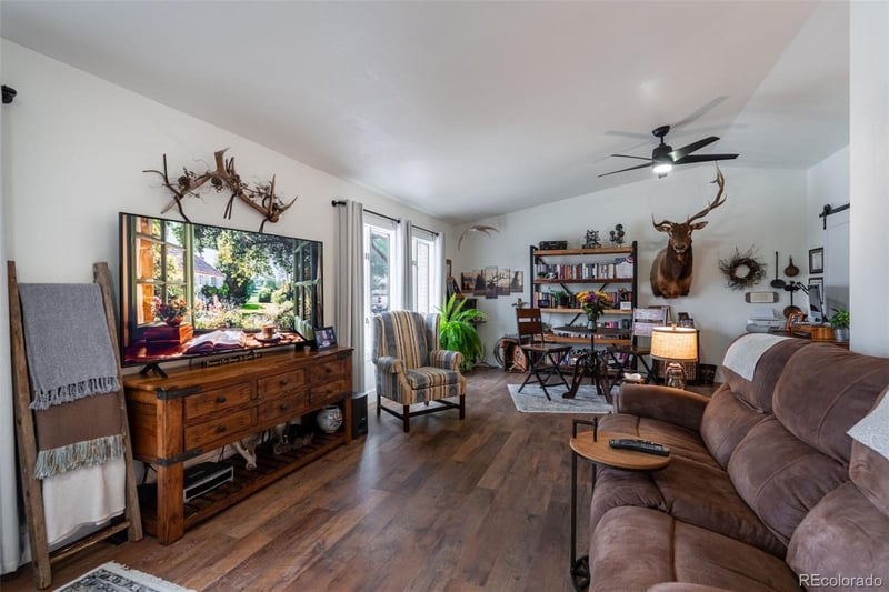 444 Hahns Peak Ave, Pueblo, CO 81007