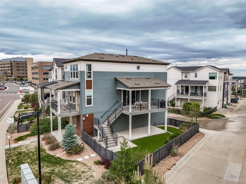 1000 Southurst Ln, Littleton, CO 80129