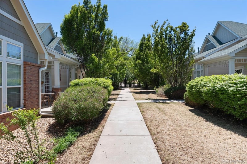700 Yarrow St, Lakewood, CO 80226