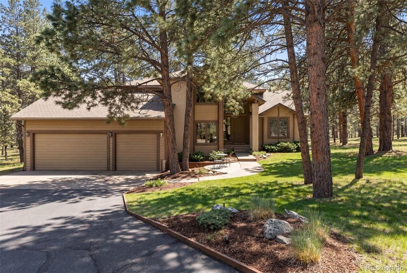 18475 Lake Dr, Monument, CO 80132