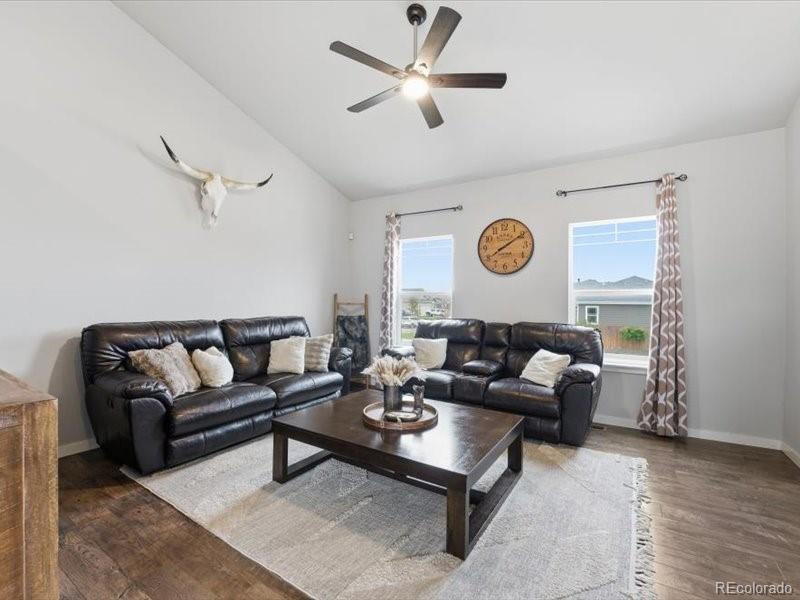1106 Osprey Way, Wiggins, CO 80654