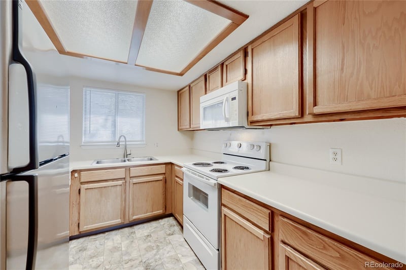 1302 Cathay Ct #202, Aurora, CO 80017