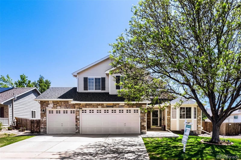 13922 Dahlia St, Thornton, CO 80602