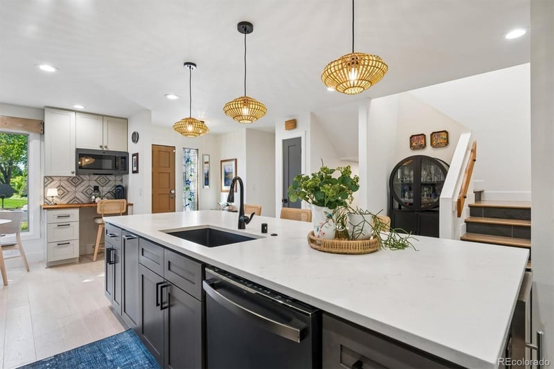 1567 W Briarwood Ave, Littleton, CO 80120