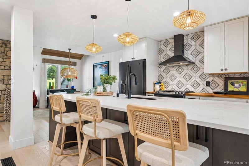 1567 W Briarwood Ave, Littleton, CO 80120