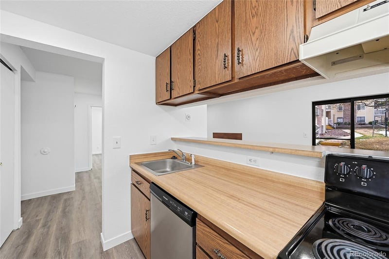 12450 Cornell Ave #104, Aurora, CO 80014